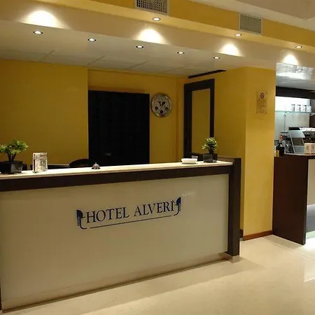 Alveri Hotel 3*