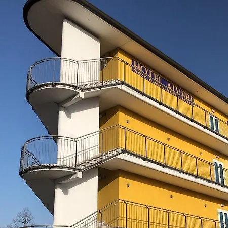 Alveri Hotel 3*