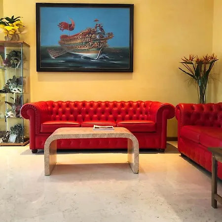 Alveri Otel Mestre