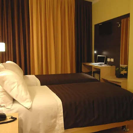 Otel Alveri 3*