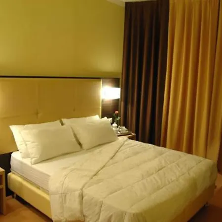 Alveri Otel 3*