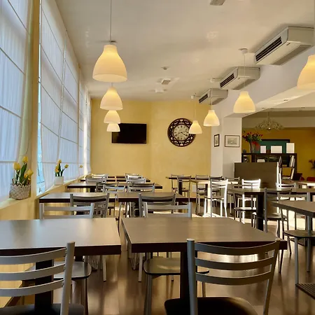 阿尔维瑞酒店 梅斯特雷