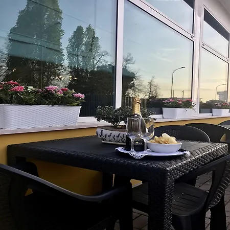 Alveri 3* Μέστρε