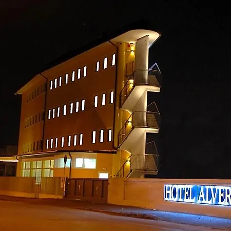 Szálloda Alveri Mestre