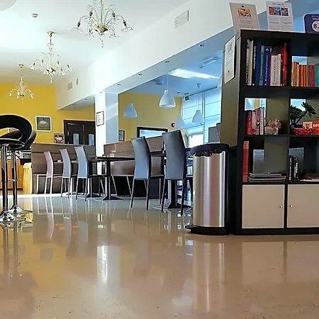 Hotel Alveri 3*