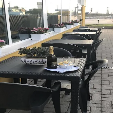 阿尔维瑞酒店 梅斯特雷
