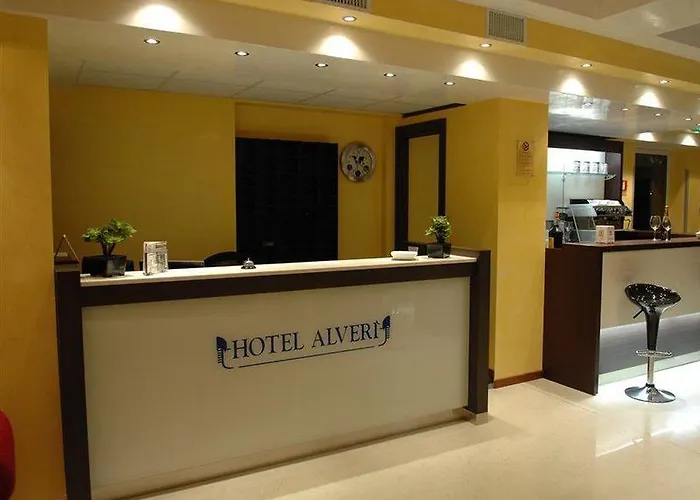 Alveri Ξενοδοχείο 3*