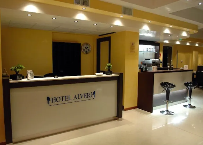 Ξενοδοχείο Alveri