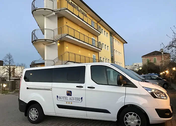 阿尔维瑞酒店 3*