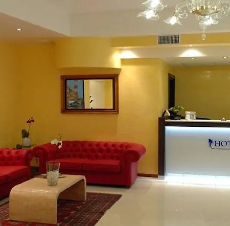 Alveri Hotel 3*