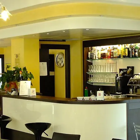 阿尔维瑞酒店 酒店 3*